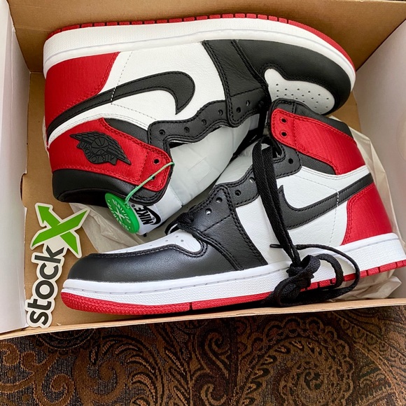 jordan 1 black toe satin stockx